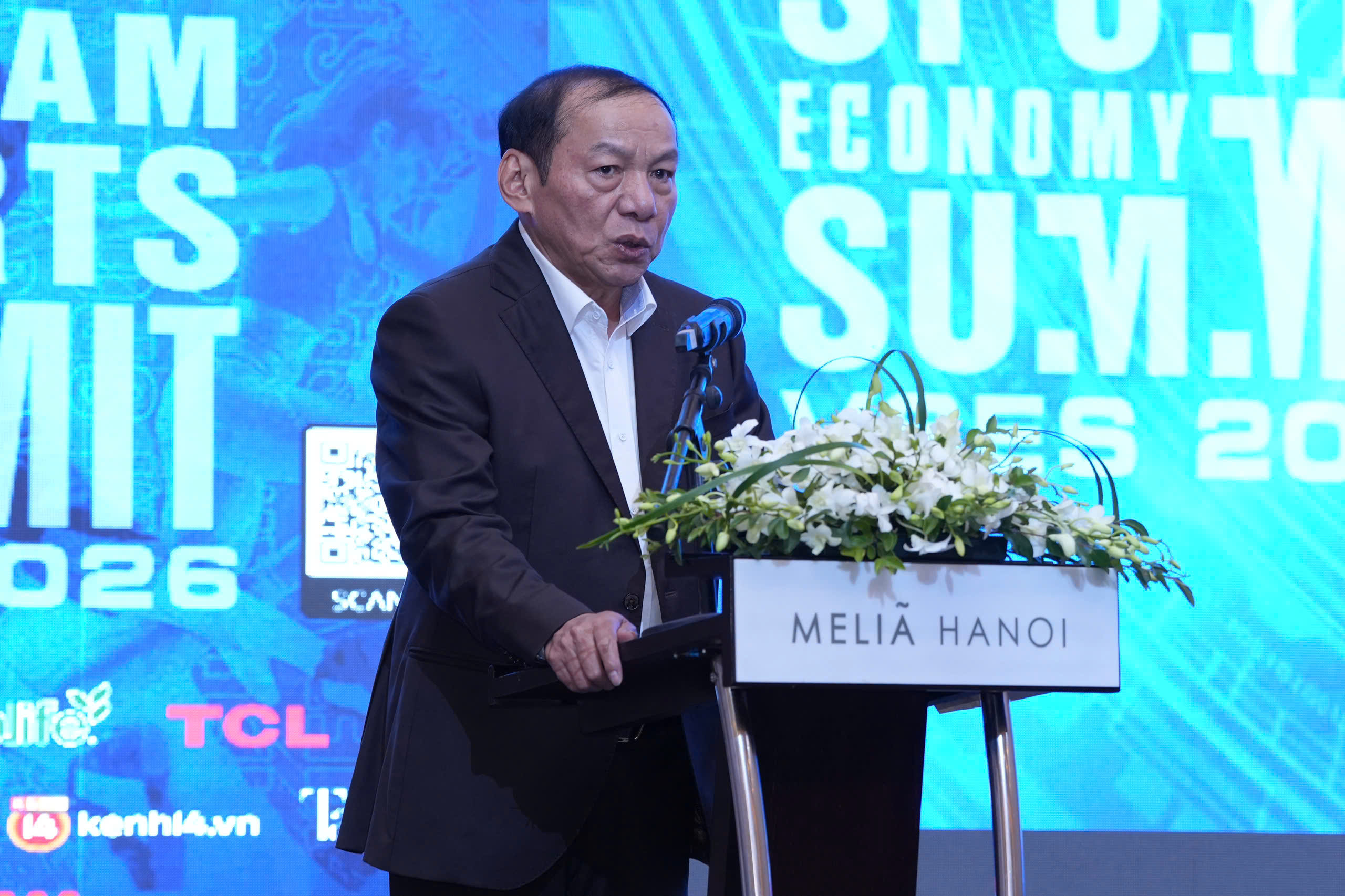 Minister Nguyễn Văn Hùng addressing the Summit